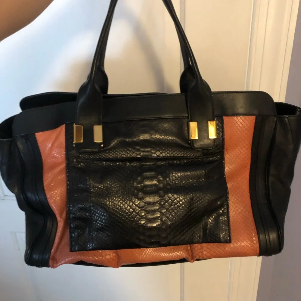 Chloé Black and Coral Pink Leather Tote